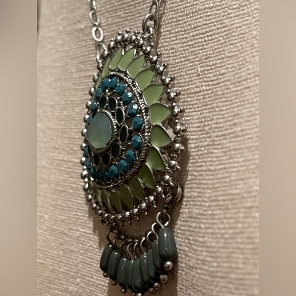 Lia Sophia "EUCALYPTUS" Fringed Necklace  NEW W TAGS - Picture 9 of 15